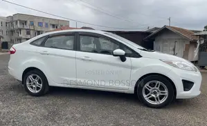 Ford Fiesta SE Sedan 2019 White