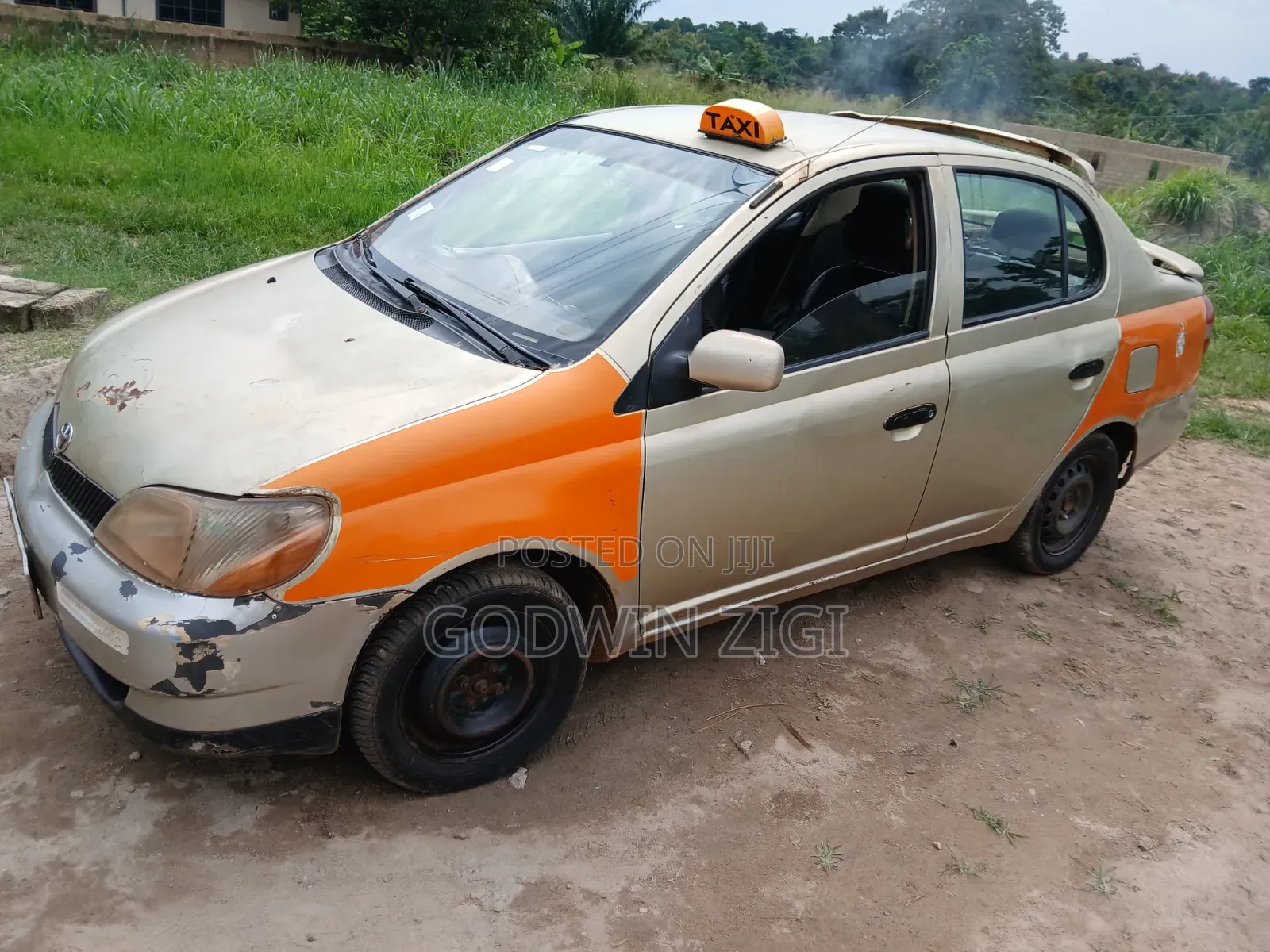 Toyota Echo Coupe 2000 Gray