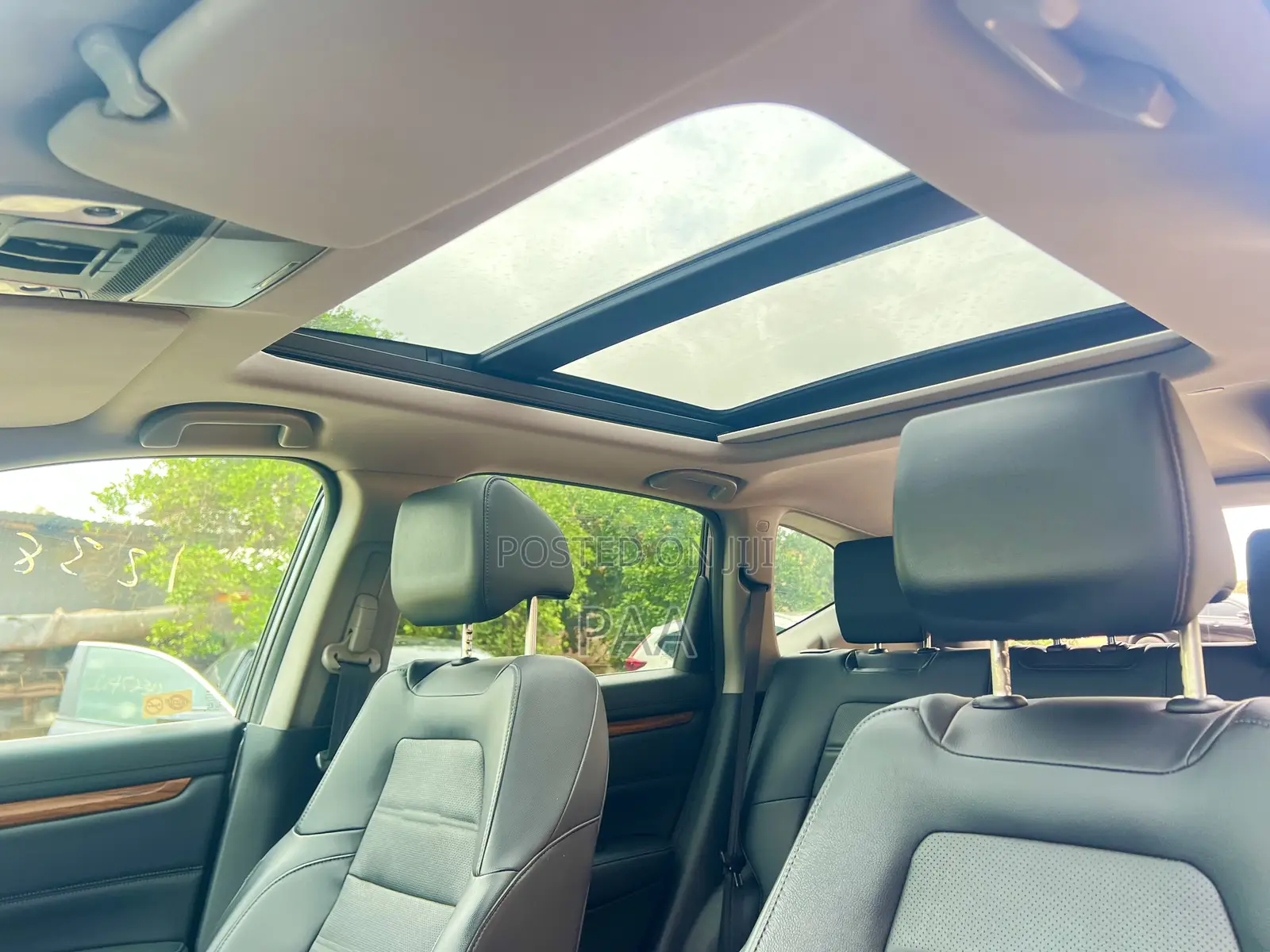 Honda CR-V Touring AWD 2019 White