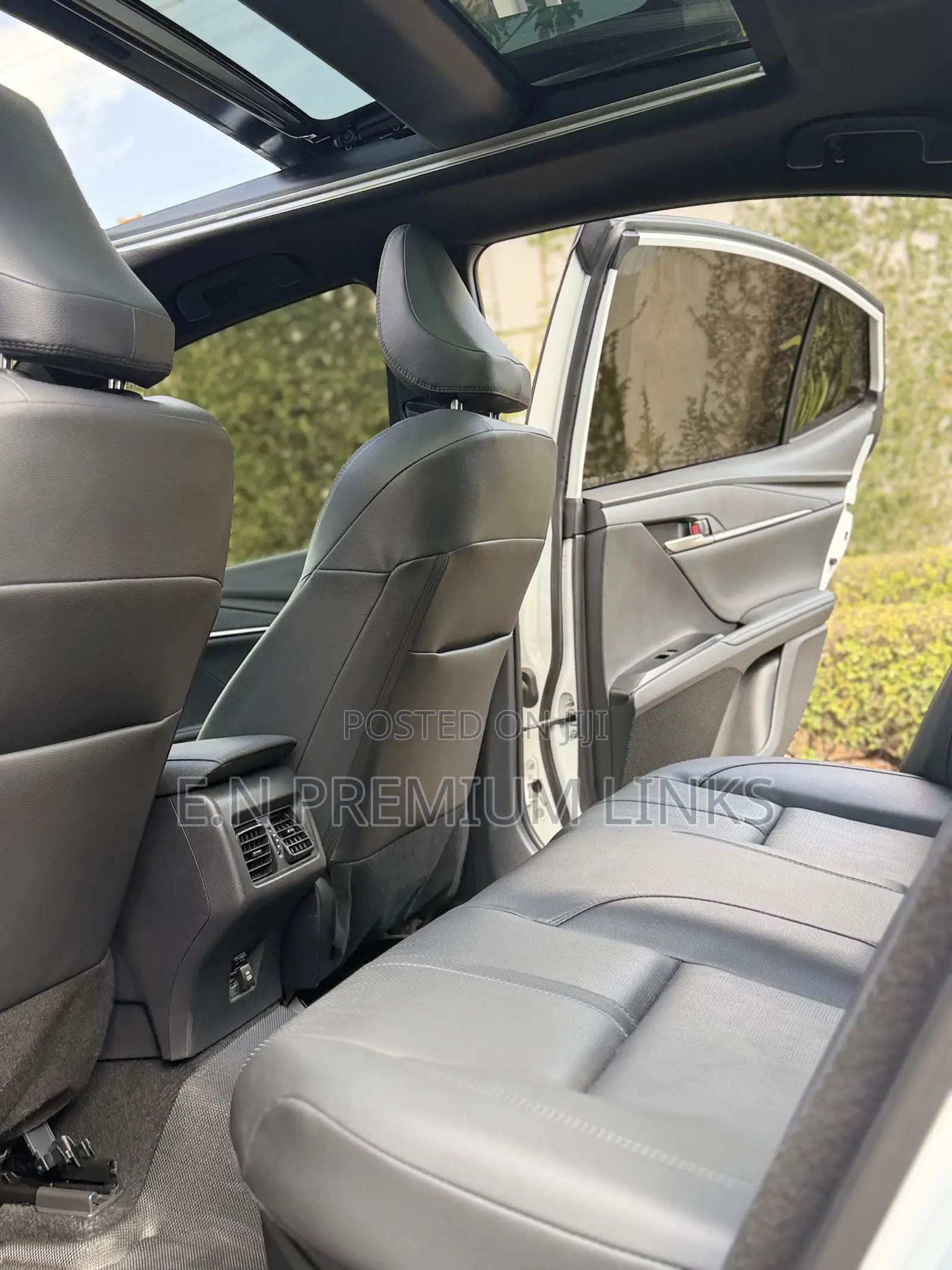Toyota Camry XSE 2025 White