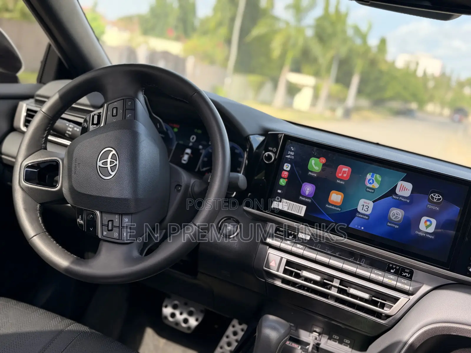 Toyota Camry XSE 2025 White
