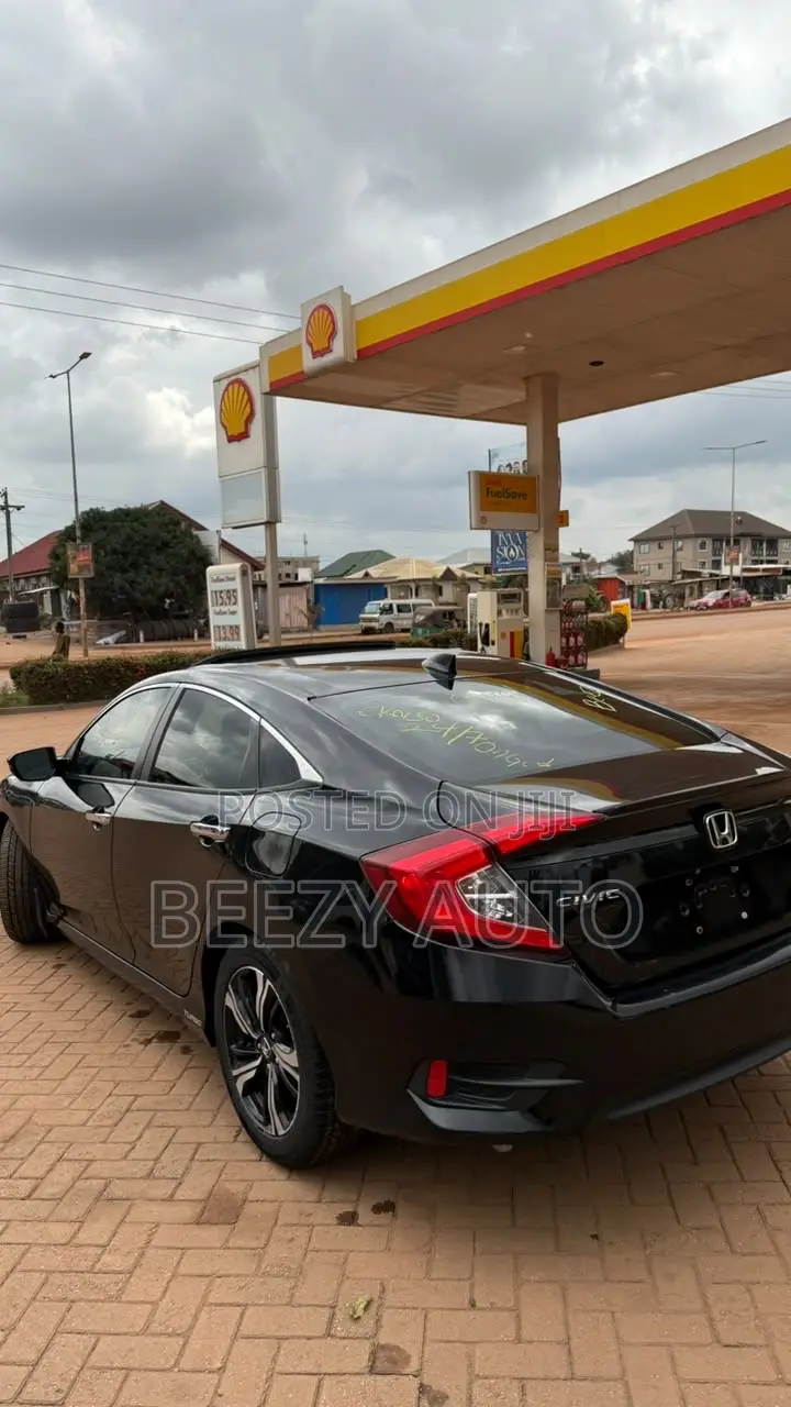 Honda Civic Touring 4dr Sedan (1.5L 4cyl) 2017 Black