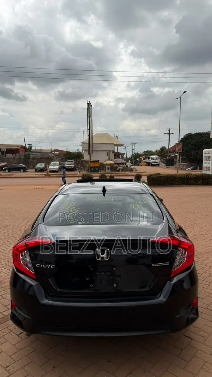 Honda Civic Touring 4dr Sedan (1.5L 4cyl) 2017 Black