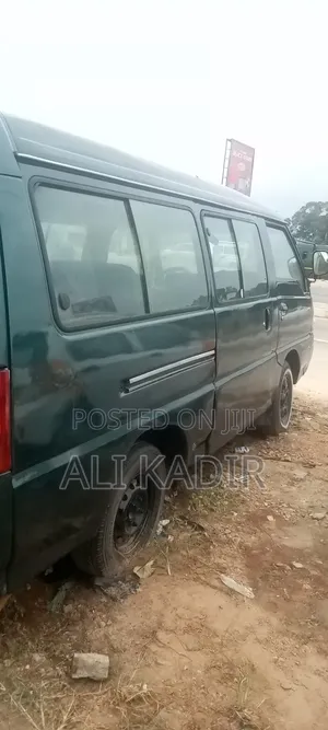 Hyundai H-100 2004 Green