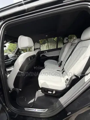 BMW X7 2024