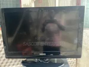 Samsung 32-Inch LCD Television.