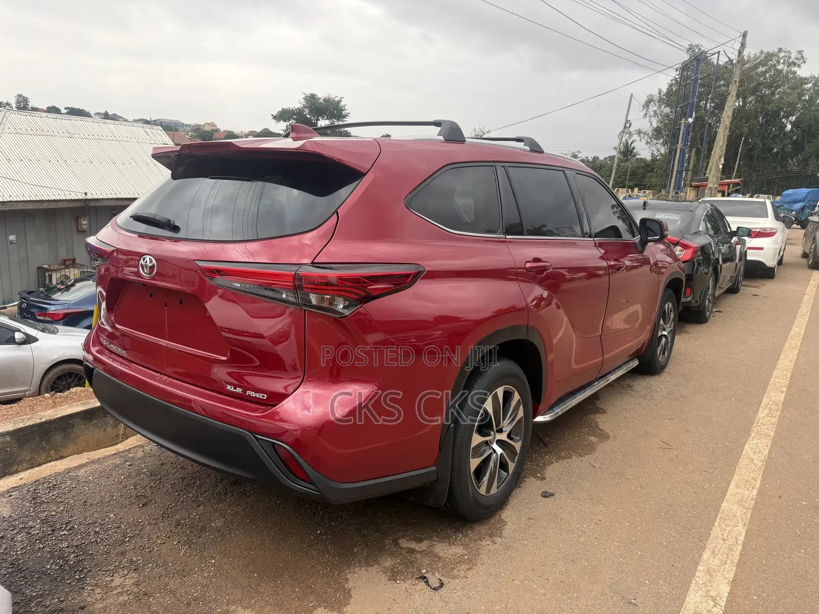 Toyota Highlander 2022 Burgundy
