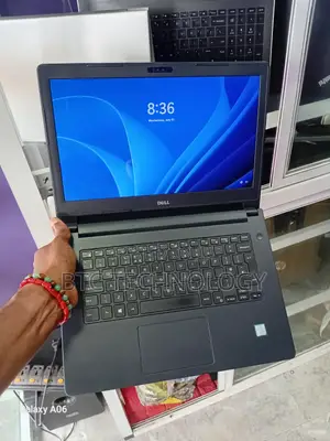 Laptop Dell Latitude 3480 12GB Intel Core i5 HDD+SSD 500GB