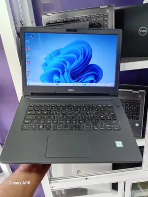 Laptop Dell Latitude 3480 12GB Intel Core i5 HDD+SSD 500GB
