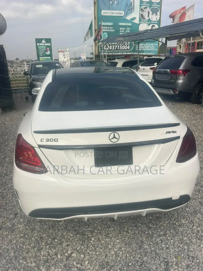 Mercedes-Benz C300 2018 White