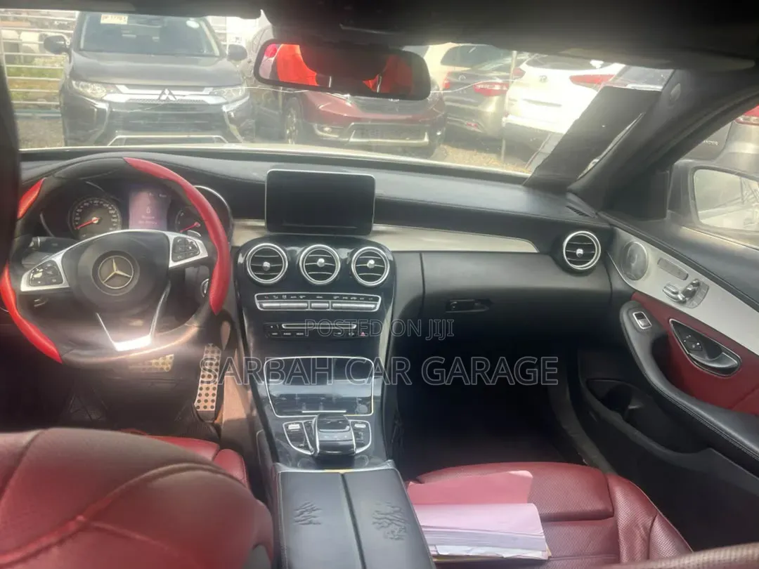 Mercedes-Benz C300 2018 White