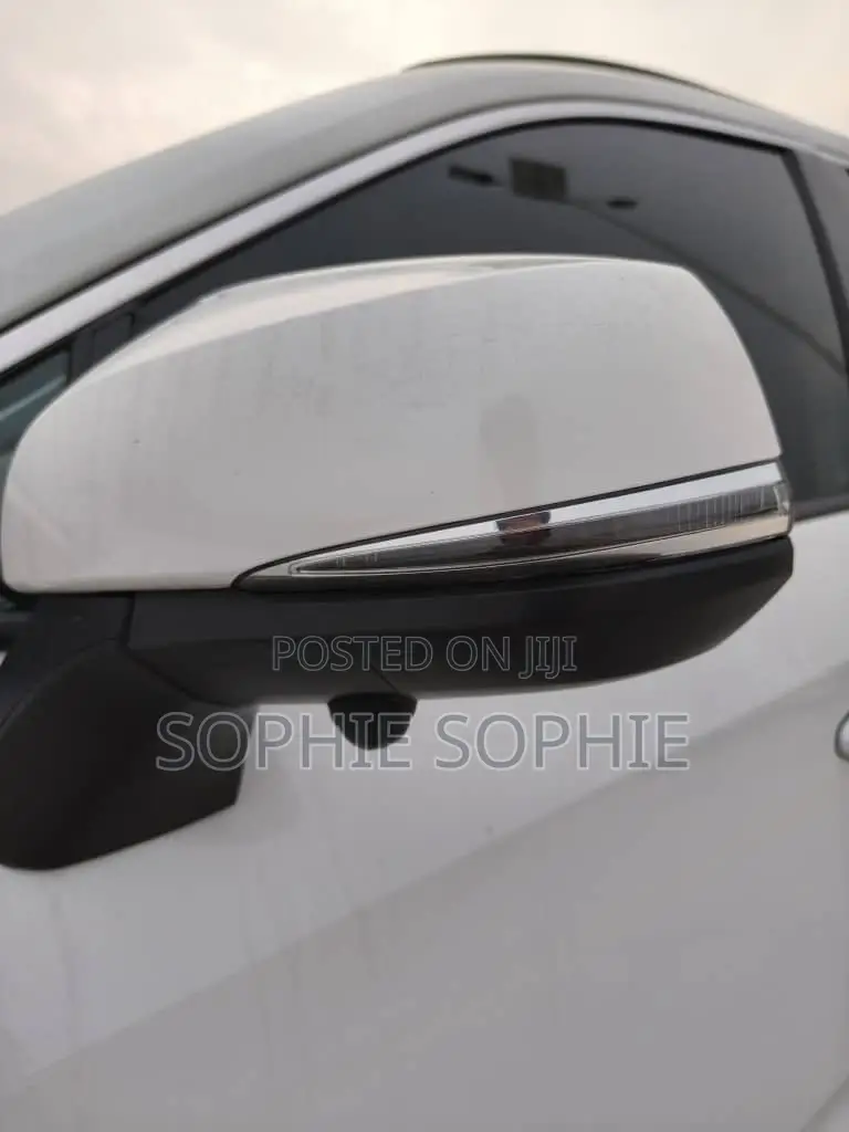 Toyota RAV4 Limited 2025 White