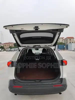 Toyota RAV4 Limited 2025 White