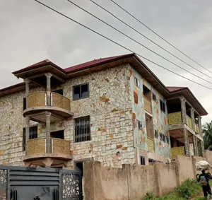 25 Bedroom Hotel / House for Sale at Dawu Koforidua