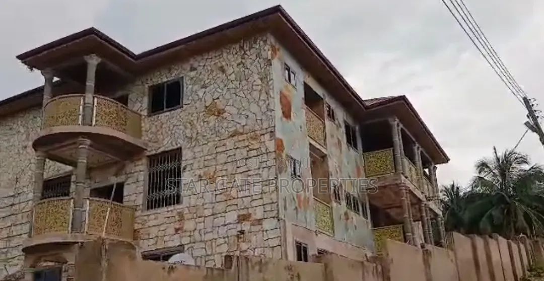 25 Bedroom Hotel / House for Sale at Dawu Koforidua