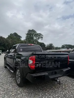 Toyota Tundra 2018 Black
