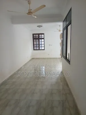 2bdrm Apartment in Westlegon, Presby Church Area for rent