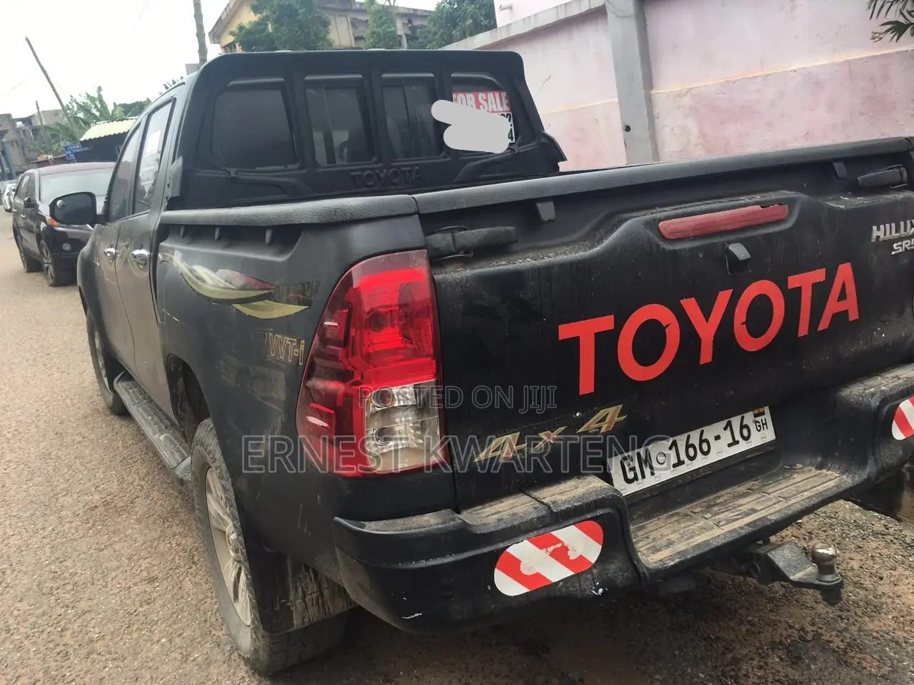 Toyota Hilux 2016 Black