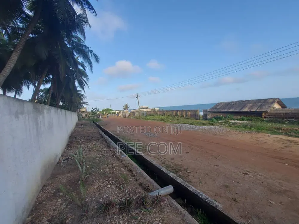 7 Plots of Sea View Land in Nungua, Coco Beach