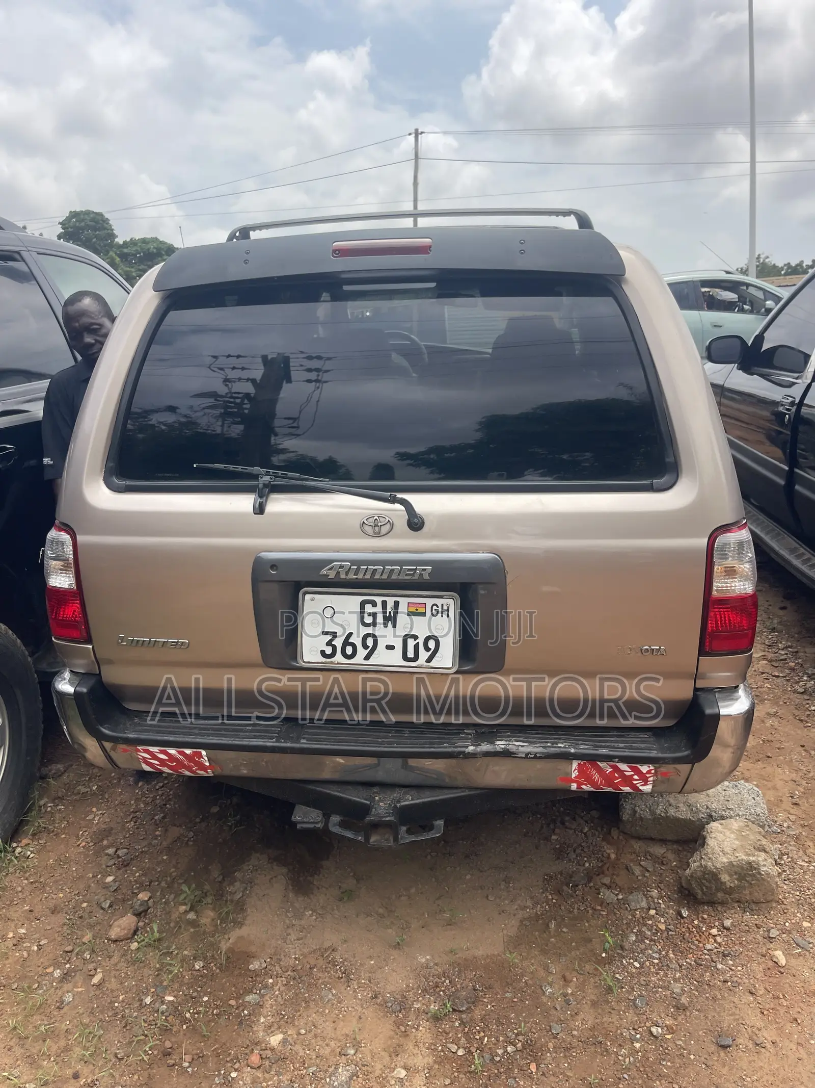 Toyota 4-Runner 2002 Gold