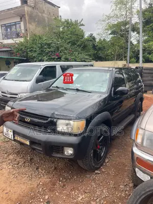 Infiniti QX4 2003 Black