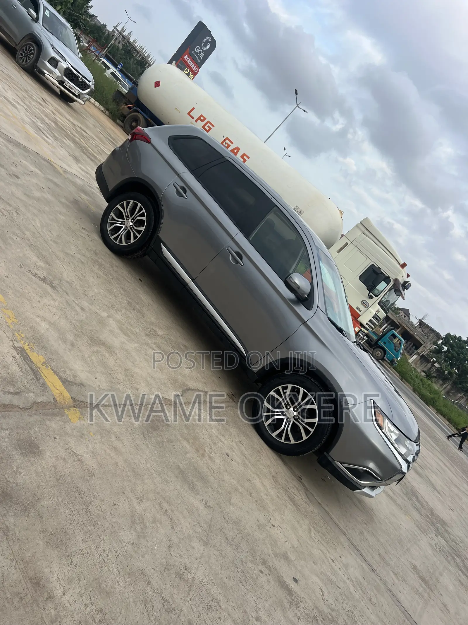 Mitsubishi Outlander SE FWD 2016 Gray