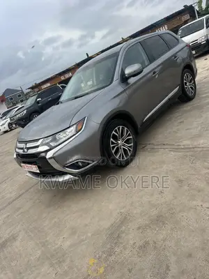 Mitsubishi Outlander SE FWD 2016 Gray
