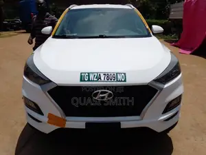 Hyundai Tucson SE FWD 2019 White