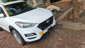 Hyundai Tucson SE FWD 2019 White