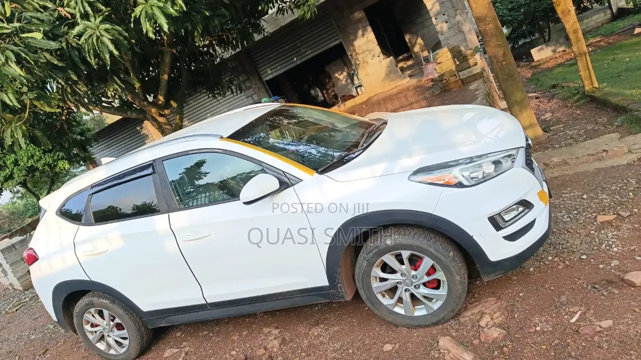 Hyundai Tucson SE FWD 2019 White