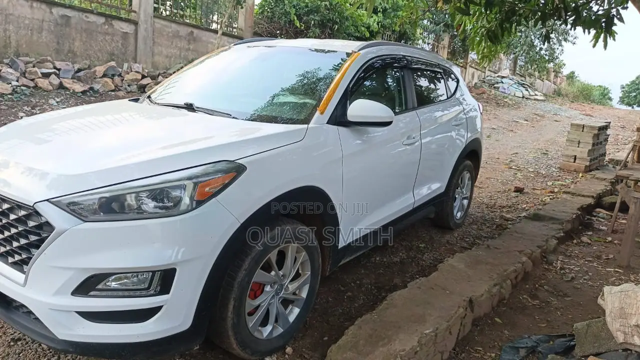 Hyundai Tucson SE FWD 2019 White