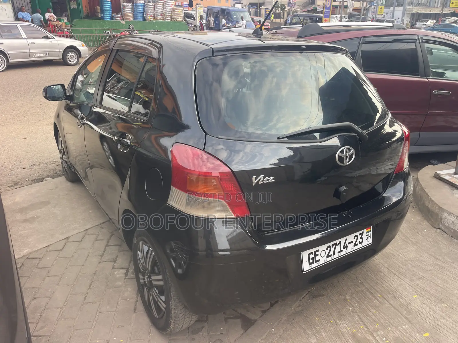 Toyota Vitz 1.3 FWD 5dr 2010 Black