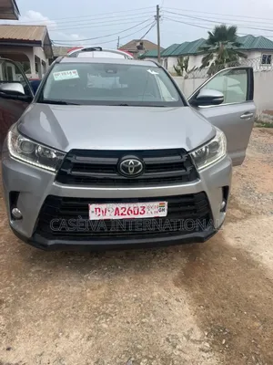 Toyota Highlander 2018 Silver
