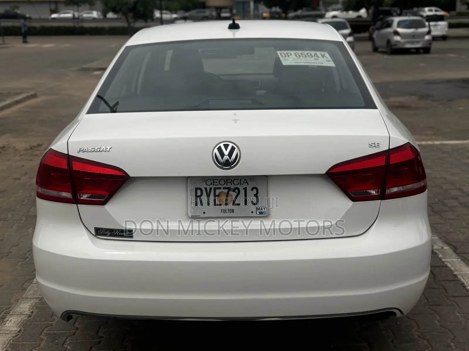 Volkswagen Passat SE 2013 White