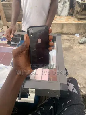 Apple iPhone XR 64 GB Black