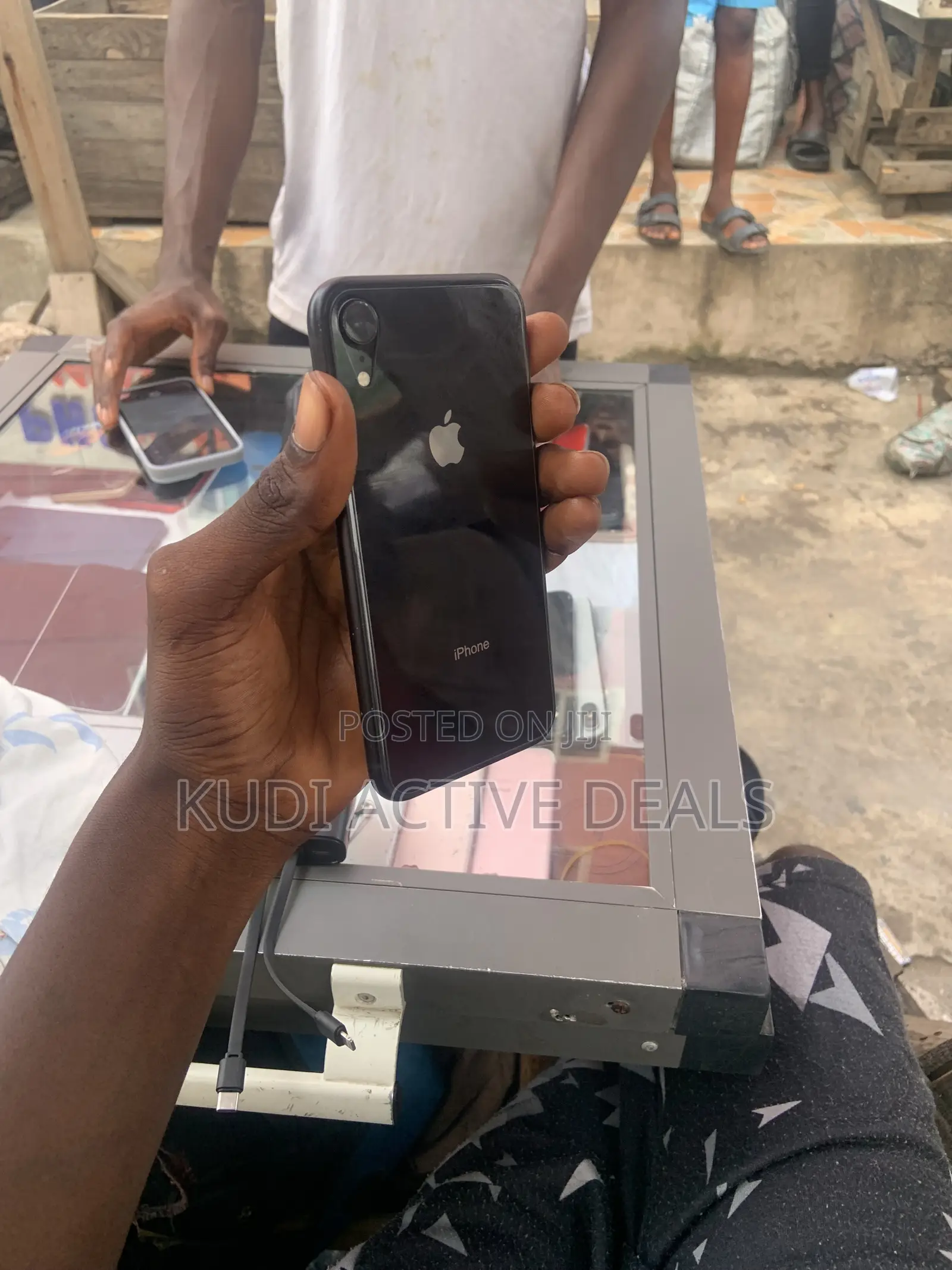 Apple iPhone XR 64 GB Black