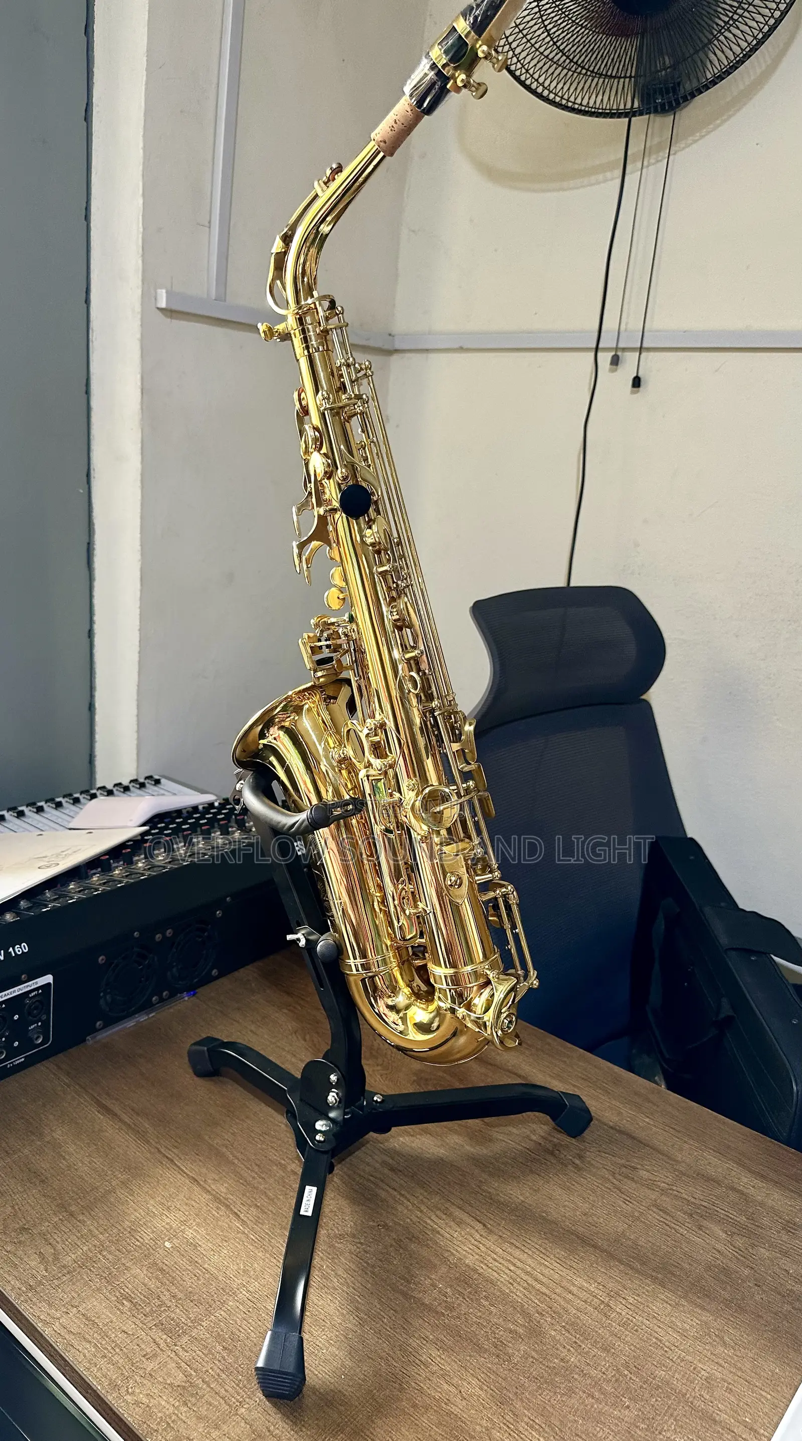 Yamaha YAS Alto Saxophone With Stand