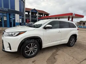 Toyota Highlander 2018 Pearl