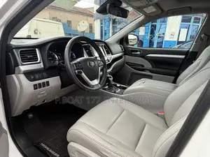 Toyota Highlander 2018 Pearl