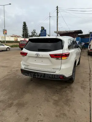 Toyota Highlander 2018 Pearl