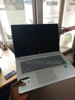 Laptop HP 17-3000 8GB Intel Core i3 SSD 500GB