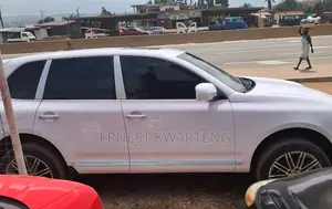 Porsche Cayenne 2010 White