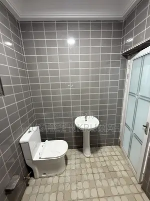 1bdrm Apartment in Mr Justice Estates, Bortiano for rent