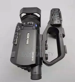 Sony PXW X70 Camera