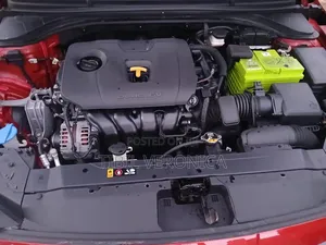 Hyundai Elantra 2022 Red