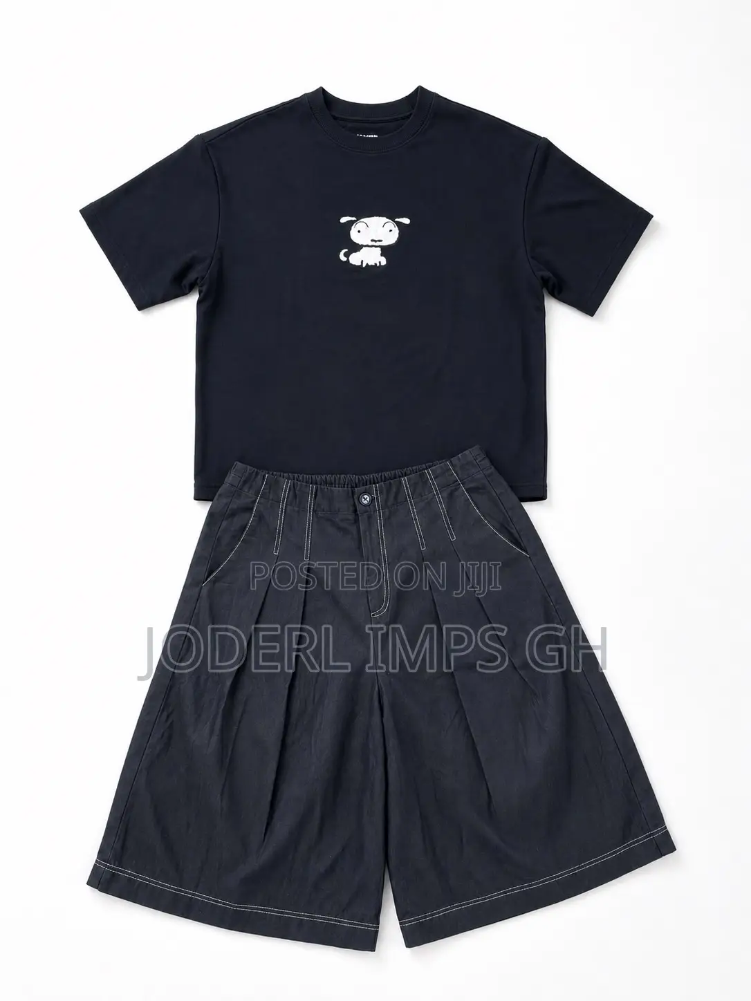 Cropped Tee + Baggy Jorts