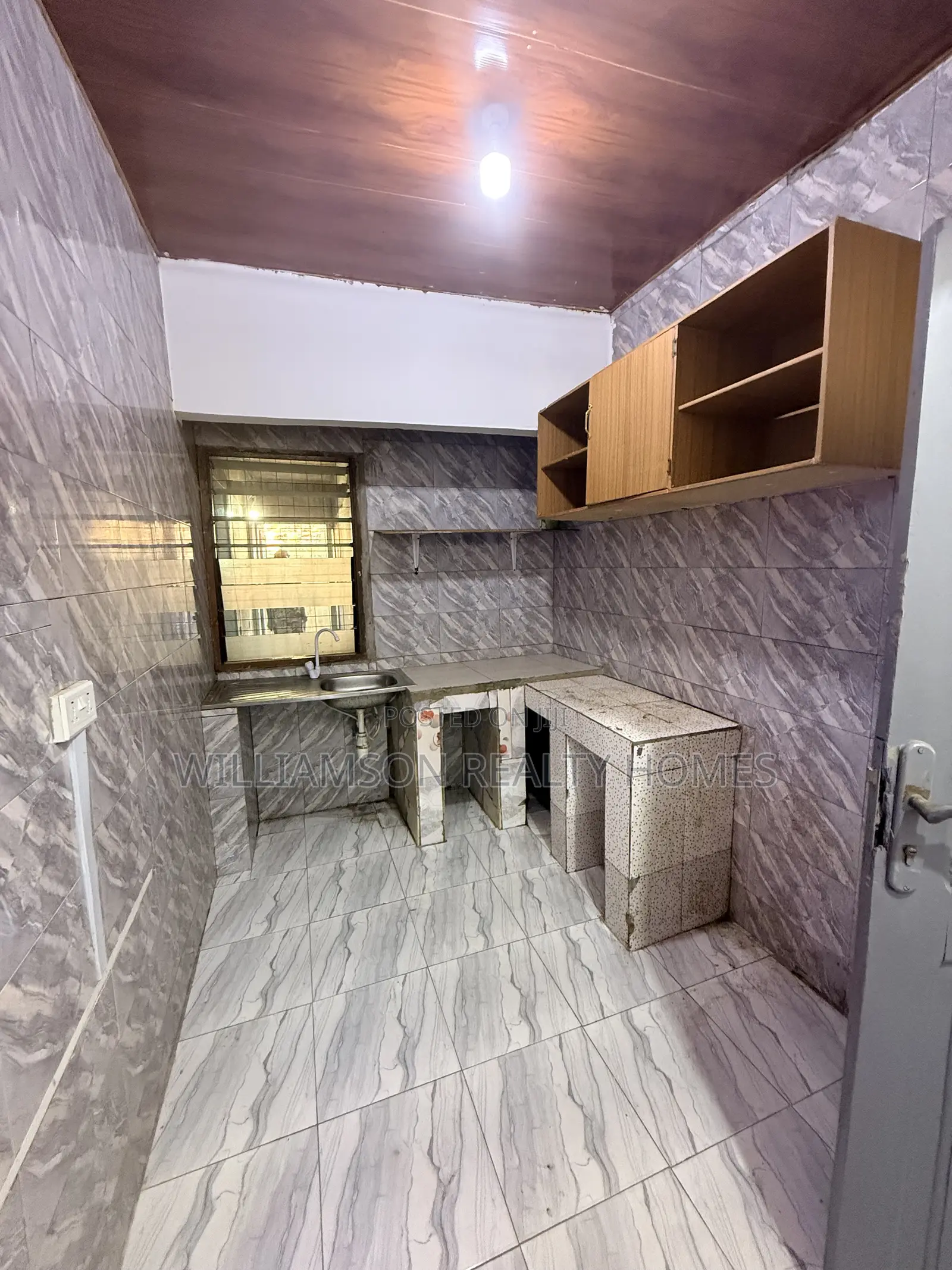 1bdrm Apartment in Basket Area, Spintex for rent