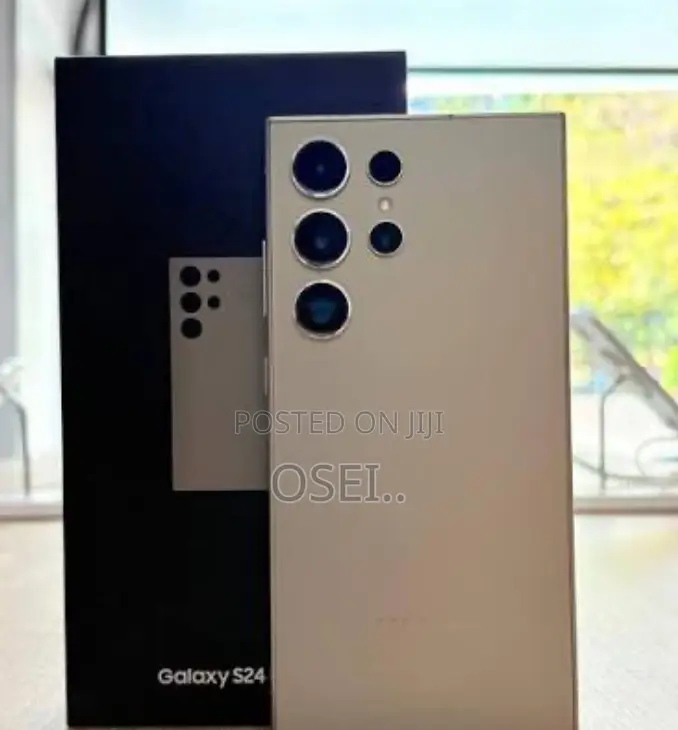 New Samsung Galaxy S24 Ultra 1 TB Gold
