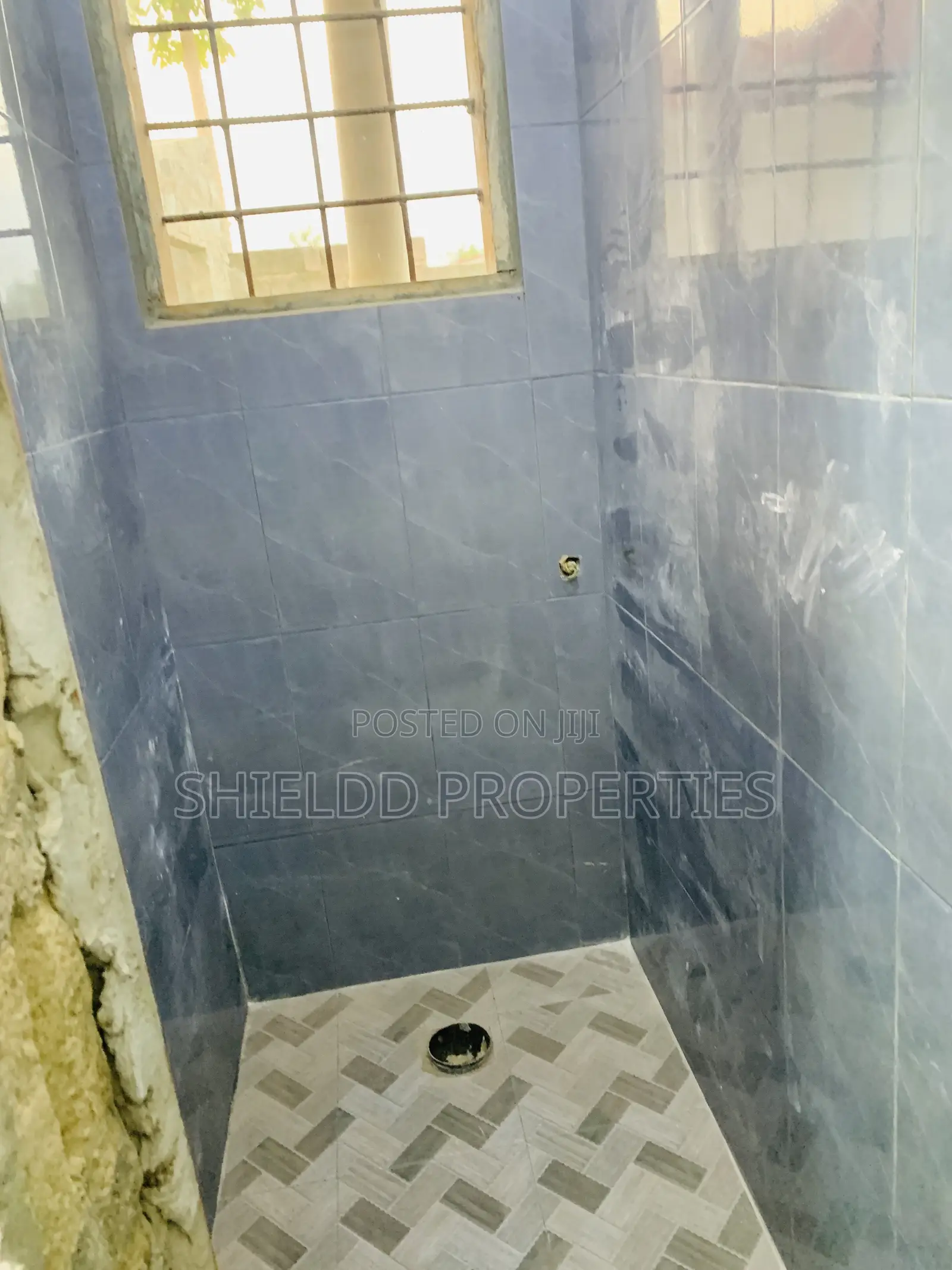 1bdrm Apartment in Single Room Self, New Legon for rent