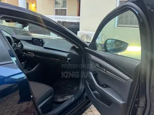 Mazda 3 2019 Blue